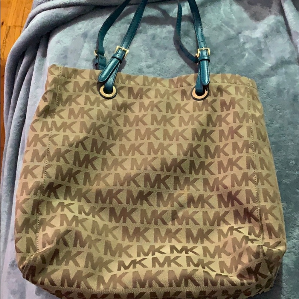 Michael Kors bag